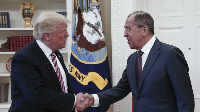 Tengo derecho a dar datos a Rusia.-Trump