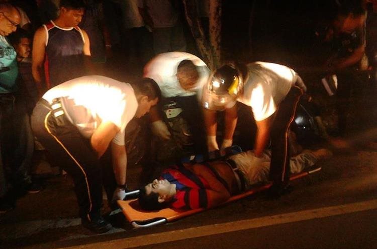 Óscar Danilo Aroch resultó herido y fue trasladado al Hospital Modular de Chiquimula. (Foto Prensa Libre: Mario Morales).