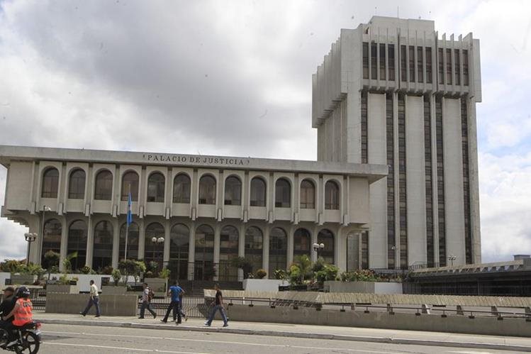 Autoridades del Organismo Judicial esperan que con la creación de nuevas judicaturas avancen más procesos. (Foto Prensa Libre: Hemeroteca PL)