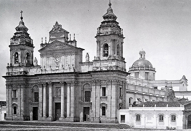 Aspecto de la Catedral antes de 1917. (Foto: Hemeroteca PL)
