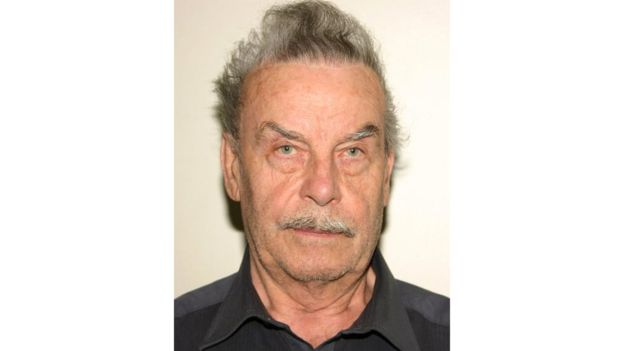 El austriaco Josef Fritzl también recibió cartas de amor tras su arresto y condena en 2008 por el encierro y violación de su propia hija durante 25 años. (Foto, POLICE NIEDEROESTERREICH HO)