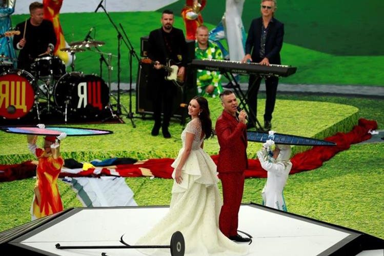 Aida Garifullina guardó bien su secreto durante el acto inaugural del mundial