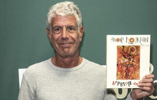 Bourdain compartió sus consejos gastronómicos a través de la televisión, libros y artículos. GETTY IMAGES