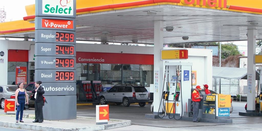 Ha inundado la gasolina de mala calidad el coche no aparece