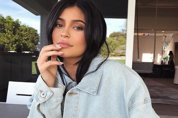 Kylie Jenner se convirtió en madre de una niña el 1 de febrero último, según anunció ella en su cuenta de Instagram. (Foto Prensa Libre, Instagram).