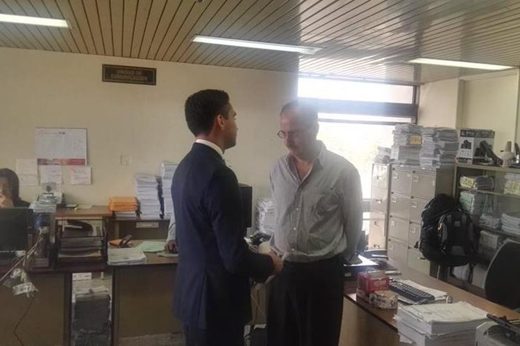 El exdiputado Pedro Muadi accionó en contra del juez José Eduardo Cojulum y busca que sea separado del caso Plazas Fantasma. (Foto Prensa Libre: Jerson Ramos)