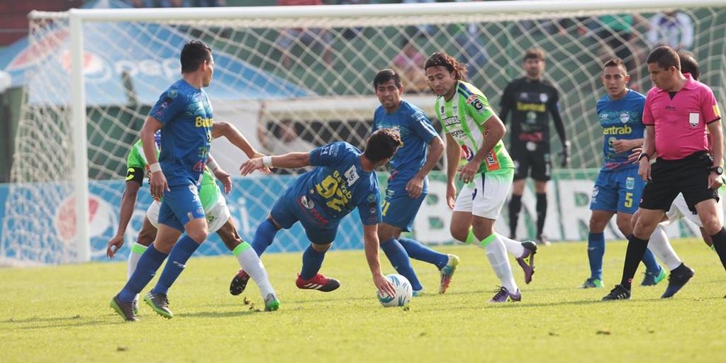 Herrera rescata un punto para Antigua GFC frente a Cobán Imperial - Prensa Libre
