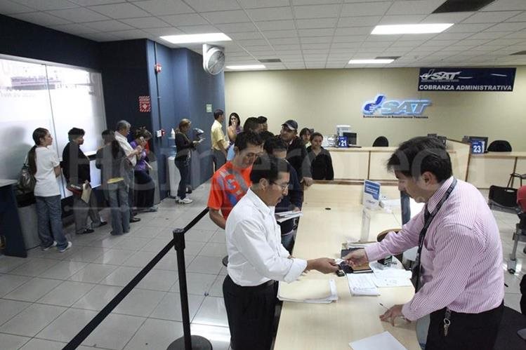 Empresas  beneficiadas recibirán  notificación para devolución de beneficio solicitado del  2013 al 2015. (Foto Prensa Libre: Hemeroteca PL) 