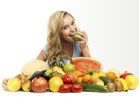 Quienes comen frutas y verduras a diario tienen una mejor salud cardiovascular, que quienes no lo hacen.