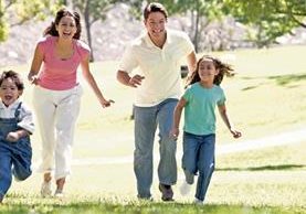 Las nuevas disposiciones médicas recomiendan que niños y adultos deben practicar actividad física seis días a la semana.
