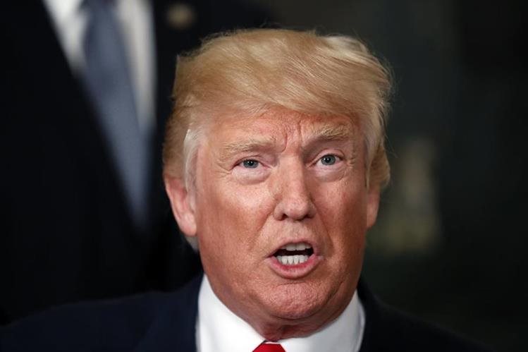 Donald Trump carga contra otra vez contra Amazon Donald Trump carga contra otra vez contra Amazon