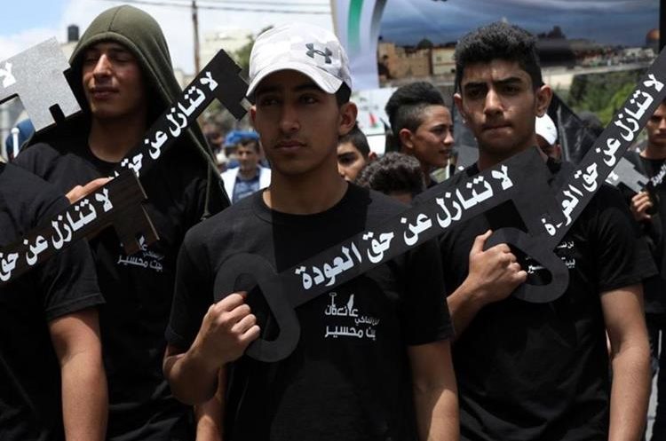 Las llaves simbolizan el "derecho al retorno" de los palestinos desplazados. EPA