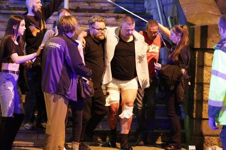Joven de 22 años señalado como autor del atentado en Machester