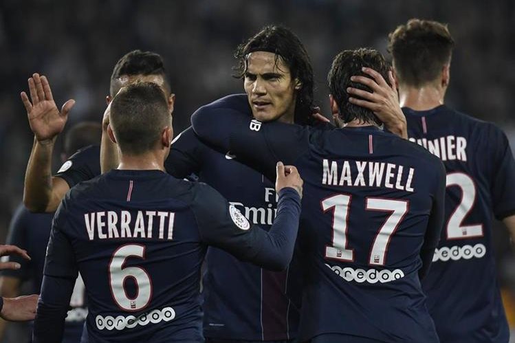 Cavani, elegido mejor jugador del año por los futbolistas de Francia Cavani, elegido mejor jugador del año por los futbolistas de Francia