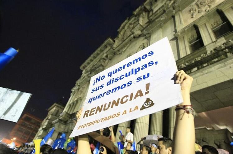 La renuncia del presidente Jimmy Morales fue una de las demandas de los manifestantes durante la masiva protesta. (Foto Prensa Libre: Hemeroteca PL)