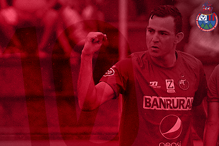 Municipal anunció que Marco Pappa ya no es más jugador del club. (Foto Prensa Libre: CSD Municipal)