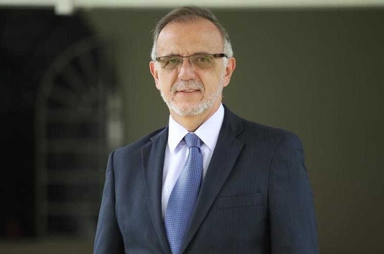 Iván Velásquez dice que hay personas muy preocupadas por su situación y que han intentado frenar procesos. (Foto Prensa Libre: Erick Avila)