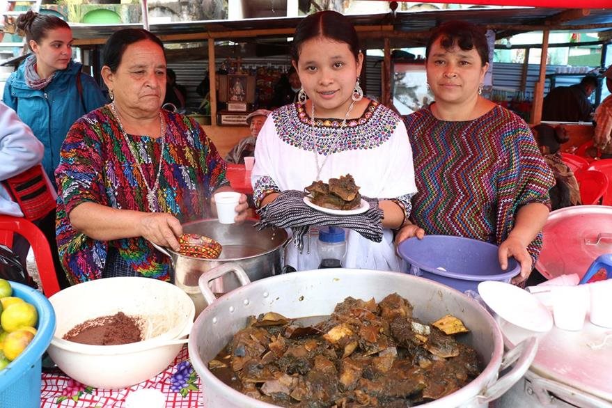 COBÃN, ALTA VERAPAZ - Ayote en dulce, es una comida tÃ­pica para el DÃ­a de los Santos en CobÃ¡n. Foto Prensa Libre: Eduardo Sam Chun