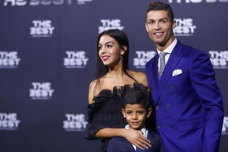 Cristiano Ronaldo quiere tener ¡7 hijos!