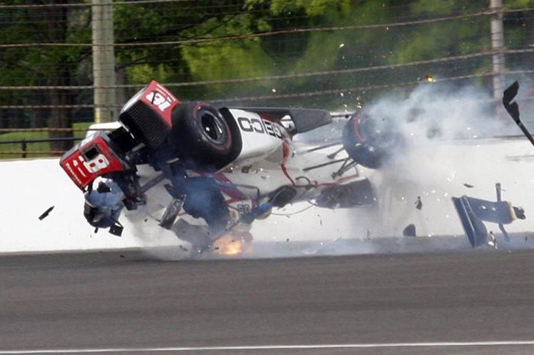Impactante accidente de Sebastian Bourdais en Indianápolis — Indy Car