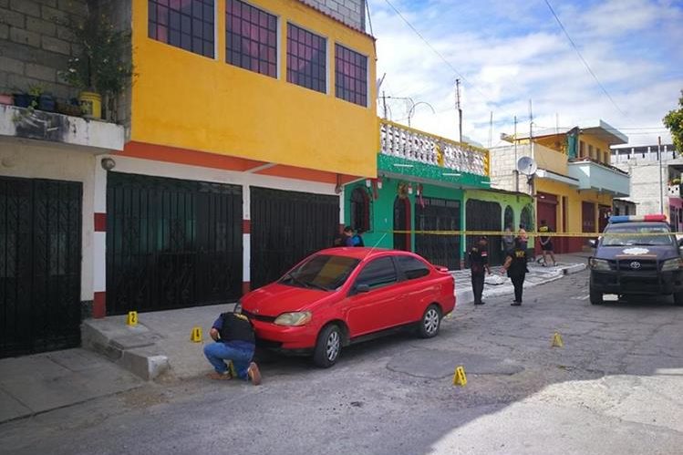 La menor de 12 años fue ingresada al Hospital Roosevelt donde falleció por la gravedad de las heridas luego del hecho ocurrido en zona 12 de Villa Nueva. (Foto Prensa Libre: Estuardo Paredes)