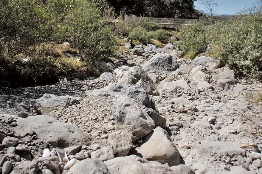El río Selegua, Chiantla, Huehuetenango, perdió su caudal. En algunas áreas hay agua de drenajes.