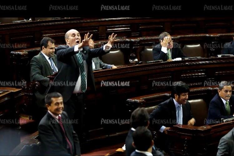 Para el sábado 13 de enero, el Congreso convocó a los 158 diputados para elegir a la nueva directiva de ese organismo. (Foto Prensa Libre: Hemeroteca PL)