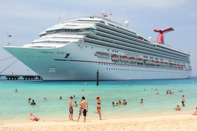 Crucero Carnival zarpa hoy de Miami hacia La Habana. (Foto Hemeroteca PL)