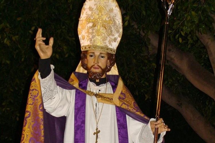 Imagen de San Emigdio, en la iglesia de San Andrés de Almoradí, en España, en donde también es venerado (Foto Prensa Libre: Orihuela Cofrade).
