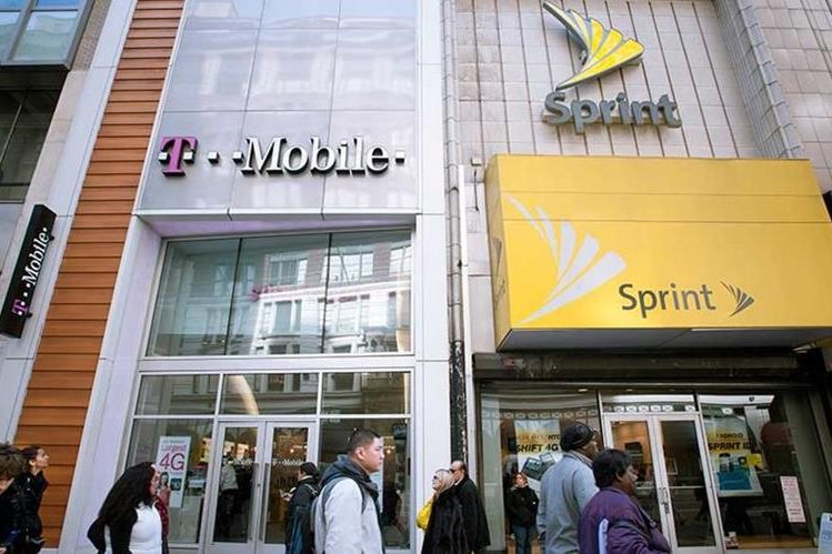 T-Mobile acuerda adquirir Sprint por 26000 millones de dólares