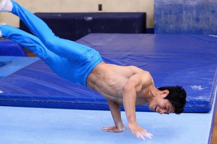 Tomás González clasifica a la final de suelo — Panamericano de Gimnasia